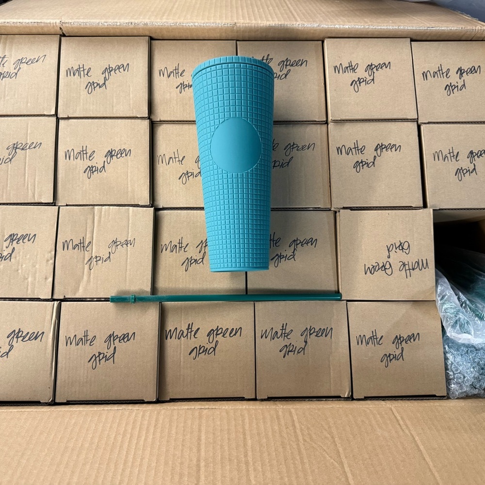 Teal Matte Grid Tumbler with Straw